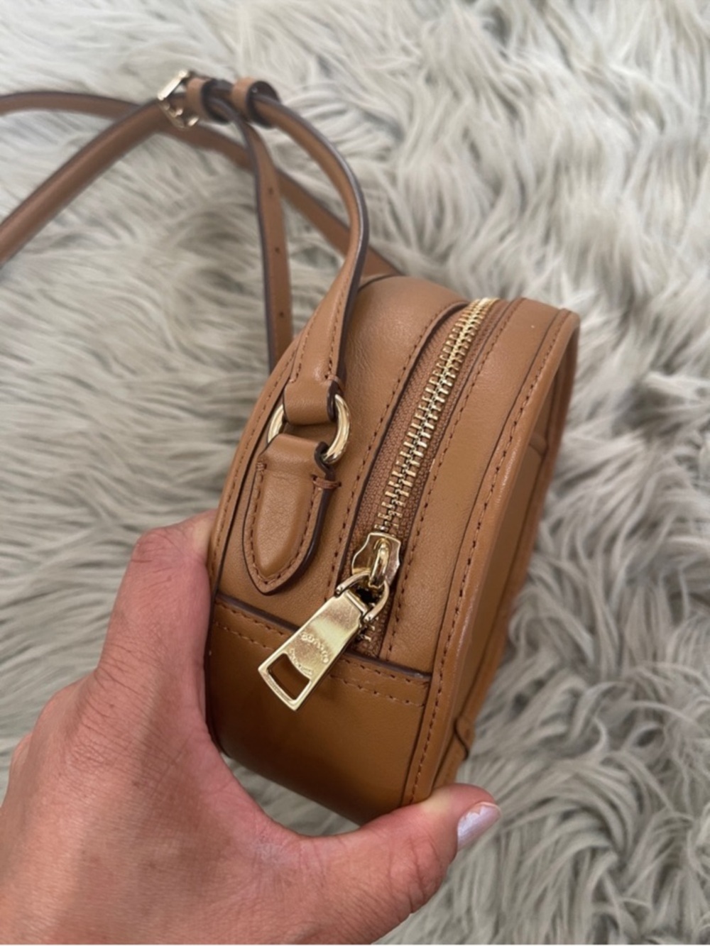 Coach Leather Canteen crossbody in Tan - Picture 4 of 7